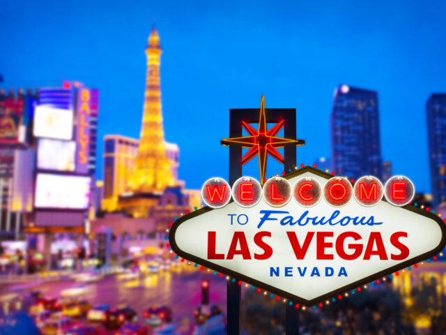 welcome to fabulous Las vegas Nevada sign with blur strip road